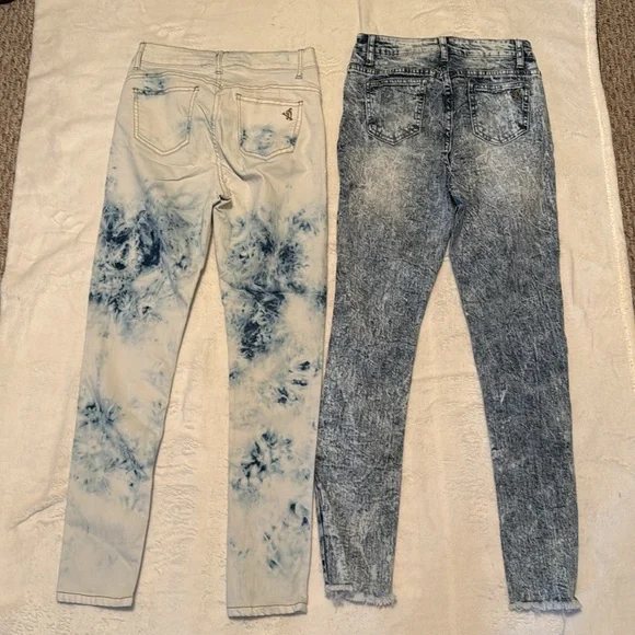 VIP Distressed Jeans Bundle - Picture 5 of 8